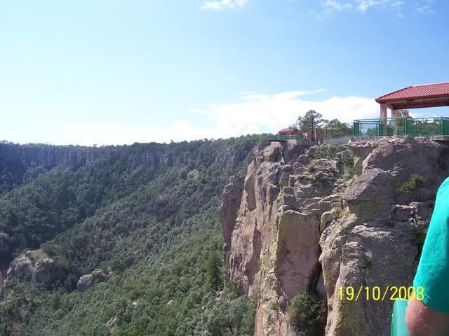 100_3857.jpg