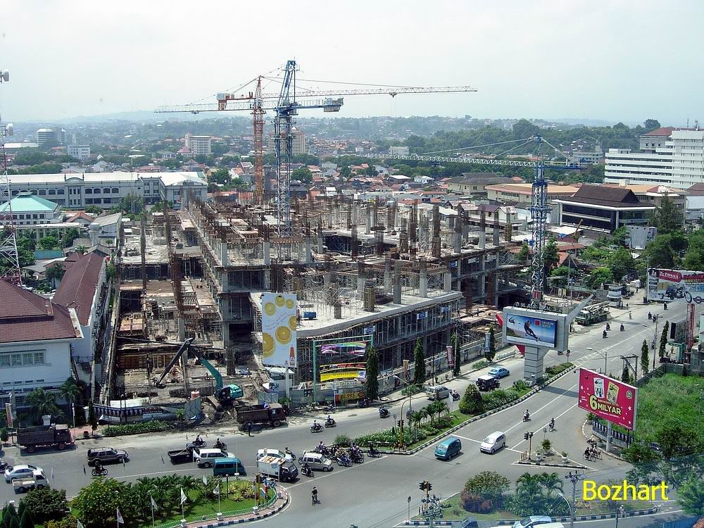 Semarang Paragon City Mall And Crowne Plaza Hotel 13 Floors 2