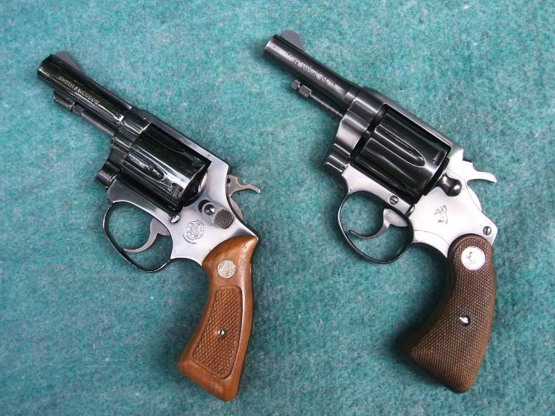Colt Detective Special vs S&W Chiefs Special