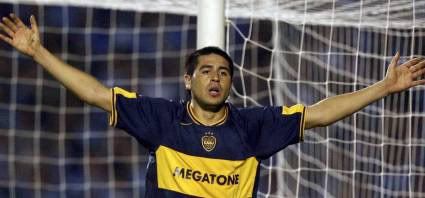 foto-juan-roman-riquelme-levantando.jpg