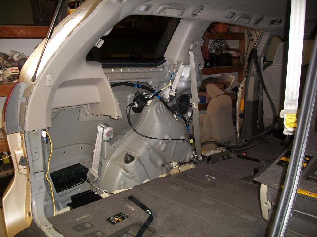 Toyota Sienna Service Manual: Front door glass weatherstrip Toyota Sienna Service Manual: Front door glass weatherstrip