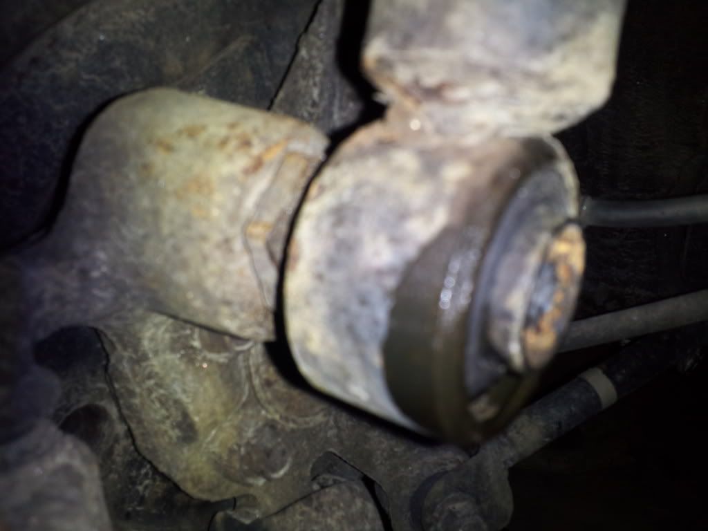 Broken suspension bolt Mitsubishi Eclipse 3G Club