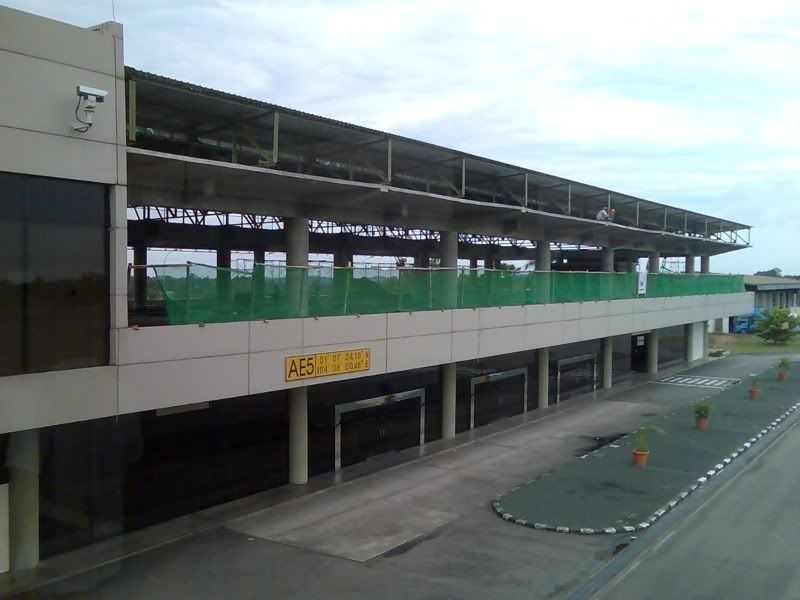hang nadim airport