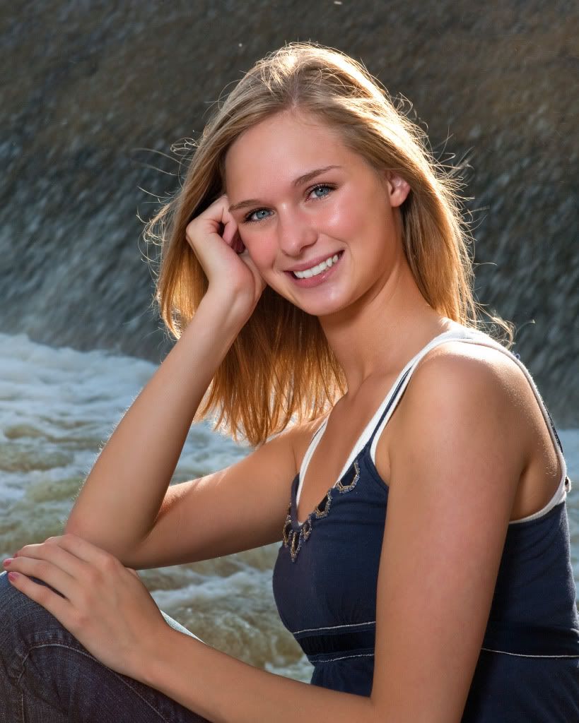 IMAGE: http://i195.photobucket.com/albums/z19/karenbaby12/20100524-IMG_3564-Edit.jpg