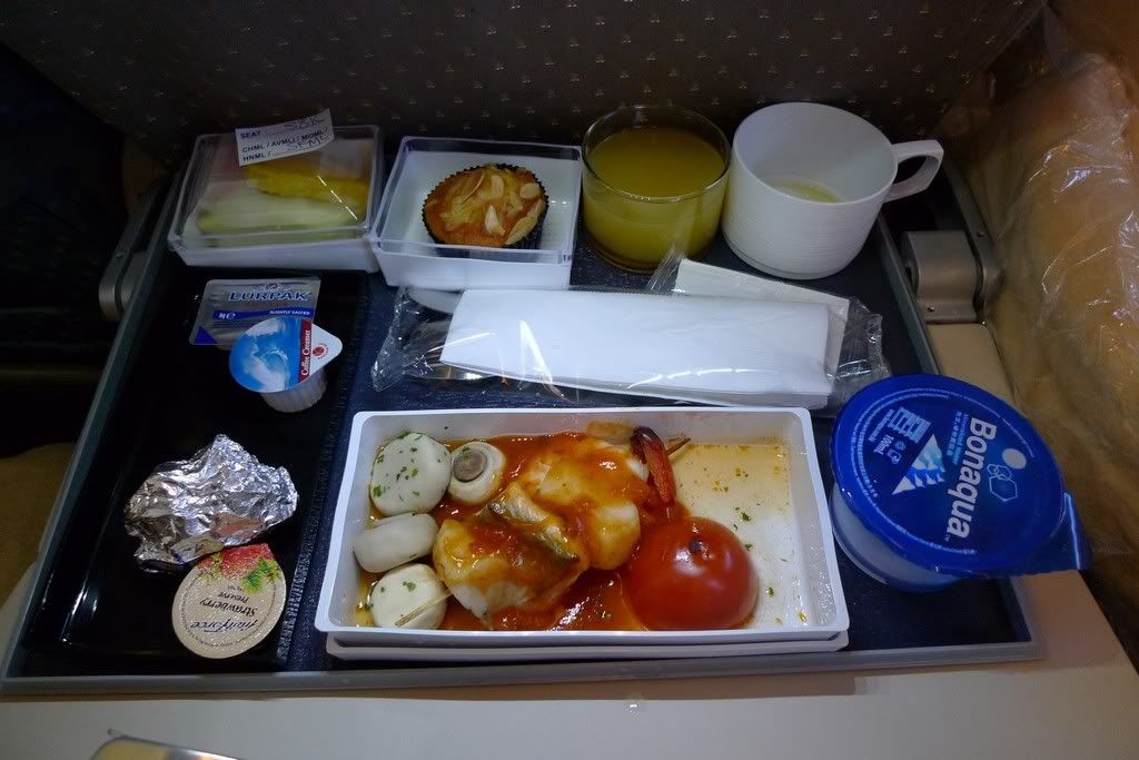 http://i195.photobucket.com/albums/z23/sutrakhk/Flight/Singapore2/05.jpg