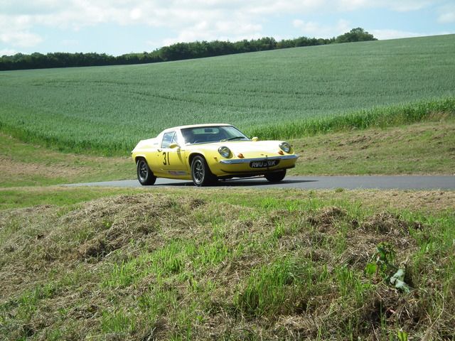 http://i195.photobucket.com/albums/z250/BikerGran_photos/Gurston%20Down%20220615/DSCF0099.jpg