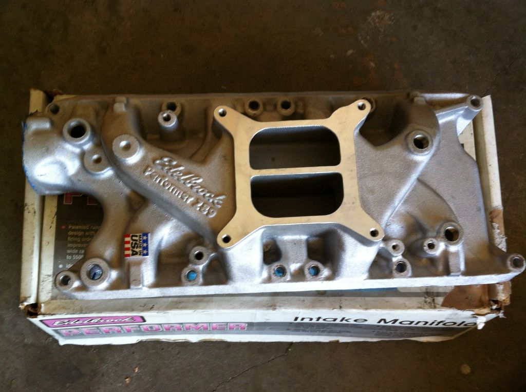 FSEdelbrock Performer Intake Manifold 2121SoCal Pirate 4x4