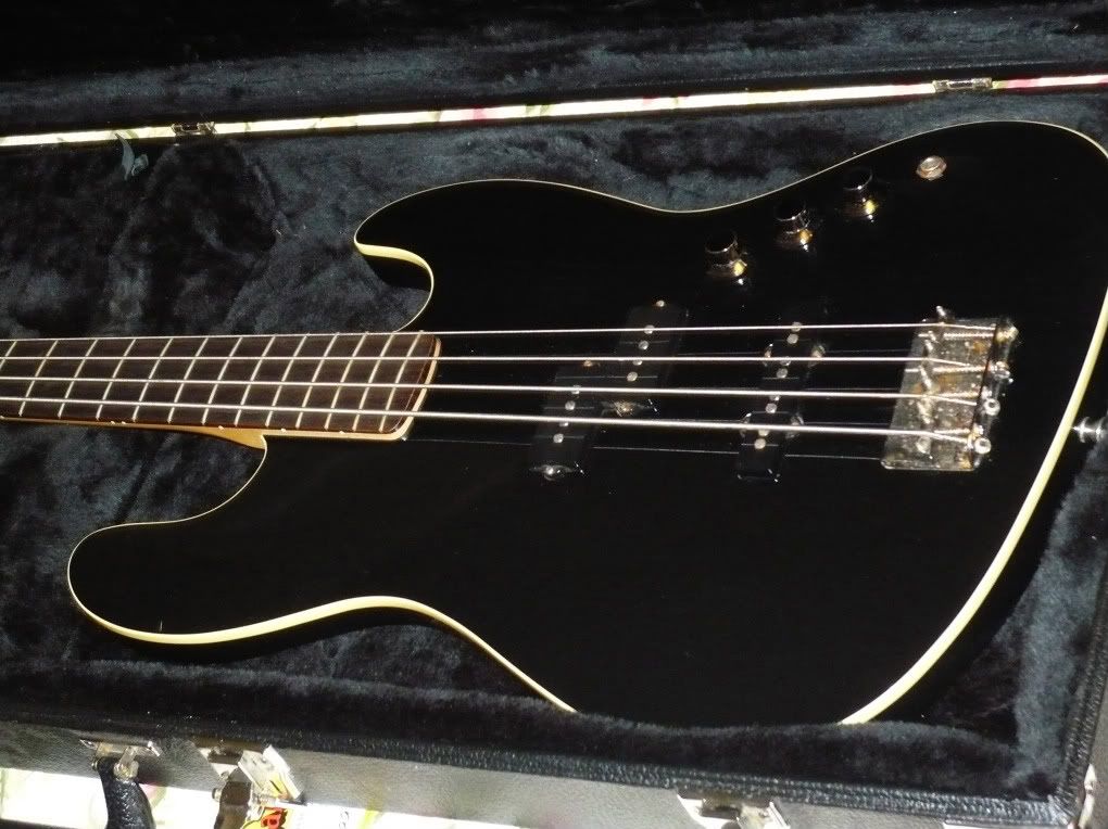 Fender+aerodyne+bass+ebay