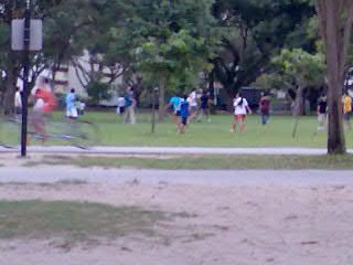 GUys playing volleyball(some gals 2oo)